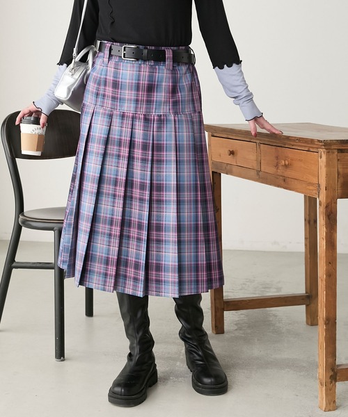 BONLECILL（ボンルシール）の「BIGチェック切替ミディプリーツスカート（スカート・レディース・チャコールグレー/ピンク/ブラウン/ネイビー・FREE）」の9枚目の写真
