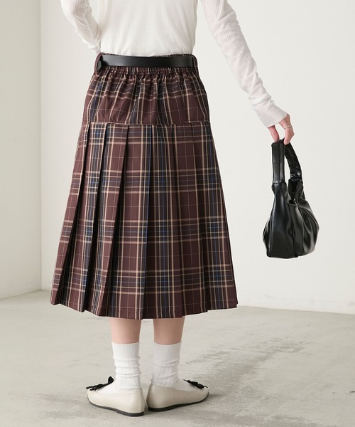 BONLECILL（ボンルシール）の「BIGチェック切替ミディプリーツスカート（スカート・レディース・チャコールグレー/ピンク/ブラウン/ネイビー・FREE）」の14枚目の写真
