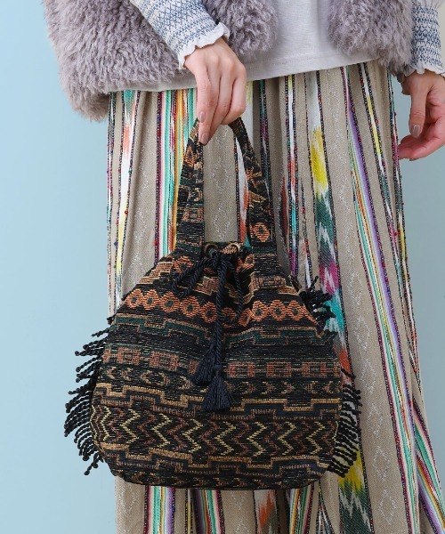 チチカカ(チチカカ)の「Rico ゴブラン巾着ショルダーバッグ(ショルダーバッグ・レディース・ピンク/ブラック・FREE)」の3枚目の写真