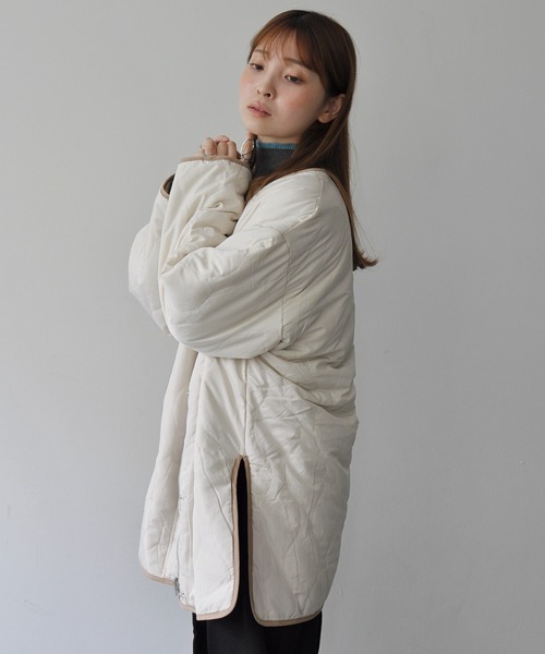 Meli rich（メリーリッチ）の「ひょうたんキルトリバーシブルサイドスリットキルティングコート（ミリタリージャケット・レディース・アイボリー/カーキ・FREE）」の5枚目の写真