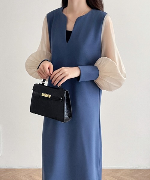 ABITOKYO（アビトーキョー）の「異素材シアースリーブスキッパネックスリットワンピース（ワンピース・レディース・ベージュ系その他/ブルー/ブラック/チャコールグレー/グレー/ベージュ/ネイビー・M/L）」の20枚目の写真