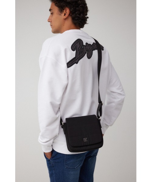 AZUL by moussy(アズールバイマウジー)の「AZロゴプレートミニショルダーバッグ(ショルダーバッグ・メンズ・グレー/ブラック・FREE)」の3枚目の写真