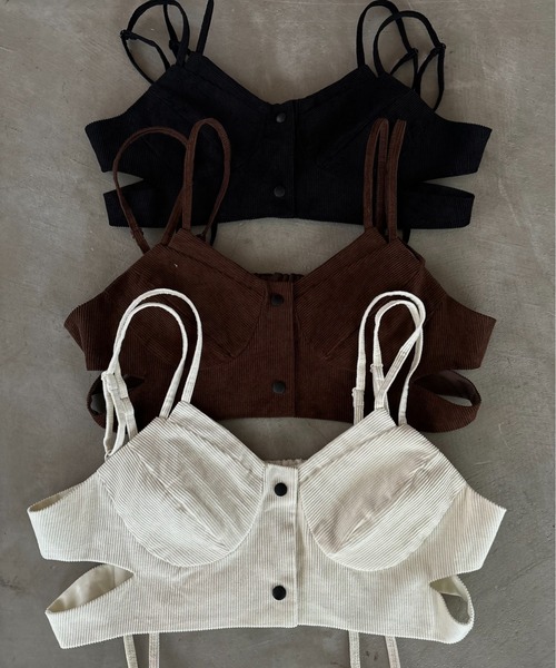 lawgy（ラウジー）の「corduroy front button bustier / コーデュロイフロントボタンビスチェ（キャミソール・レディース・アイボリー/ブラック/ブラウン・FREE）」の4枚目の写真