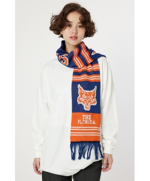 RODEO CROWNS WIDE BOWL（ロデオクラウンズワイドボウル）の「アソートフットボールマフラー（マフラー・レディース・ダークグリーン/オレンジ/マジェンタ・FREE）」の3枚目の写真