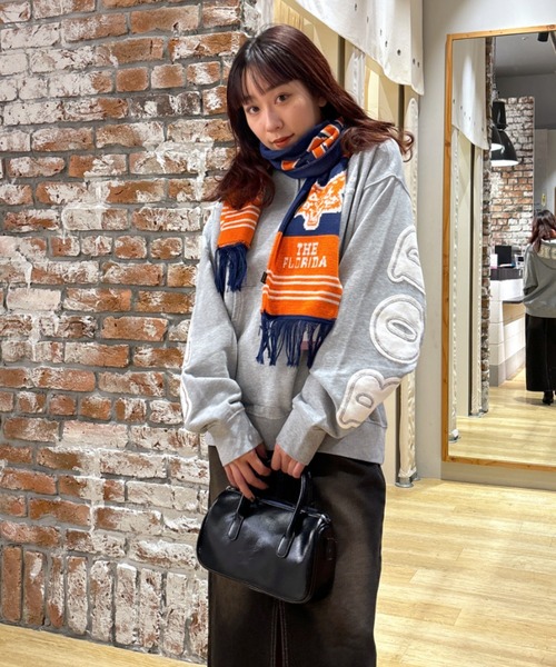 RODEO CROWNS WIDE BOWL（ロデオクラウンズワイドボウル）の「アソートフットボールマフラー（マフラー・レディース・ダークグリーン/オレンジ/マジェンタ・FREE）」の18枚目の写真