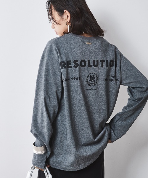 CHIC STYLE（シックスタイル）の「綿100％ロゴプリントロングスリーブTシャツ ＜大きいサイズ有＞シックスタイル　（Tシャツ/カットソー・レディース・オフホワイト/チャコール・M/L/LL/3L/4L/5L）」の16枚目の写真