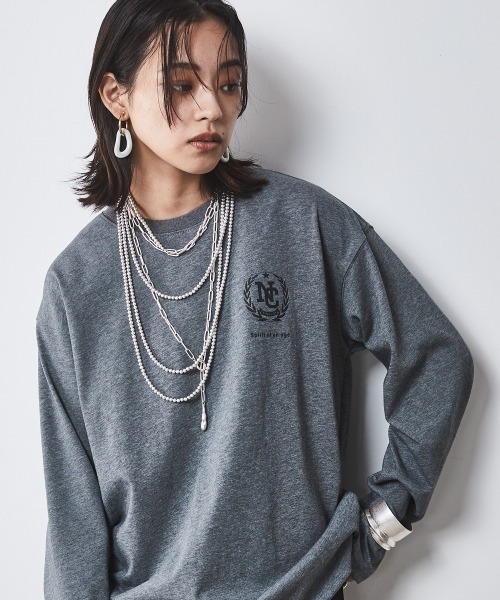 CHIC STYLE（シックスタイル）の「綿100％ロゴプリントロングスリーブTシャツ ＜大きいサイズ有＞シックスタイル　（Tシャツ/カットソー・レディース・オフホワイト/チャコール・M/L/LL/3L/4L/5L）」の7枚目の写真