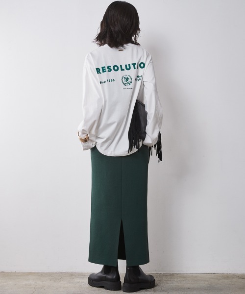 CHIC STYLE（シックスタイル）の「綿100％ロゴプリントロングスリーブTシャツ ＜大きいサイズ有＞シックスタイル　（Tシャツ/カットソー・レディース・オフホワイト/チャコール・M/L/LL/3L/4L/5L）」の10枚目の写真