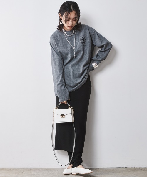 CHIC STYLE（シックスタイル）の「綿100％ロゴプリントロングスリーブTシャツ ＜大きいサイズ有＞シックスタイル　（Tシャツ/カットソー・レディース・オフホワイト/チャコール・M/L/LL/3L/4L/5L）」の12枚目の写真