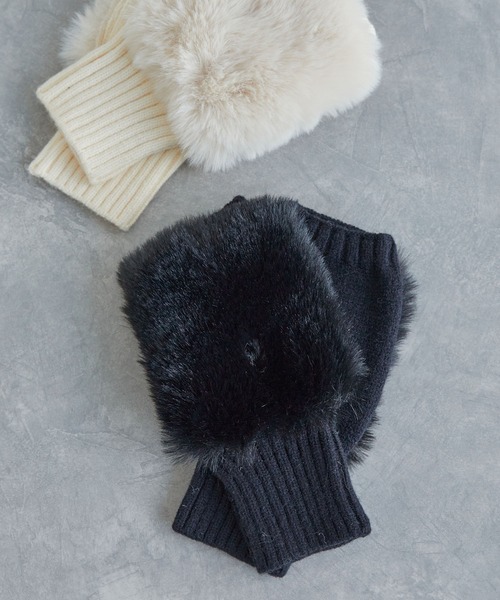 VIS（ビス）の「フィンガーレスファーアームウォーマー（手袋・レディース・ブラック/キナリ/ベージュ・FREE）」の18枚目の写真