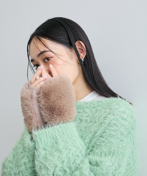 VIS（ビス）の「フィンガーレスファーアームウォーマー（手袋・レディース・ブラック/キナリ/ベージュ・FREE）」の15枚目の写真