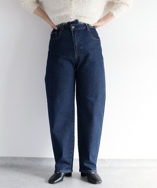 cepo(セポ)の「〈セットアップコーデ可能〉ラップカーブデニムパンツ(デニムパンツ・レディース・ワンウォッシュ/ブルー系2・S/M/L)」の19枚目の写真