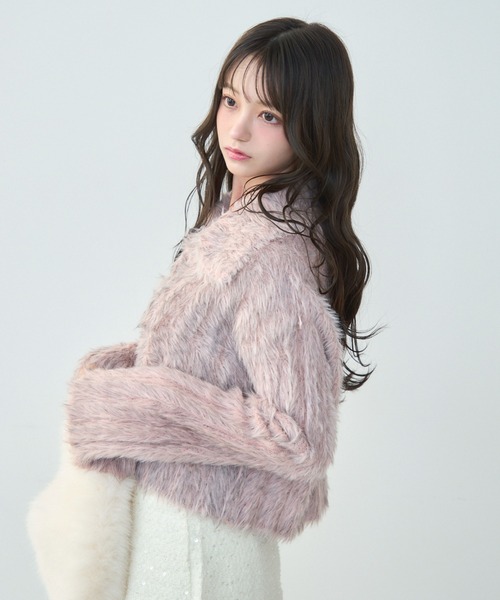 TITTY&CO.（ティティーアンドコー）の「フェイクファーショート丈カーデ（カーディガン/ボレロ・レディース・ブルー/パープル/ピンク・FREE）」の7枚目の写真