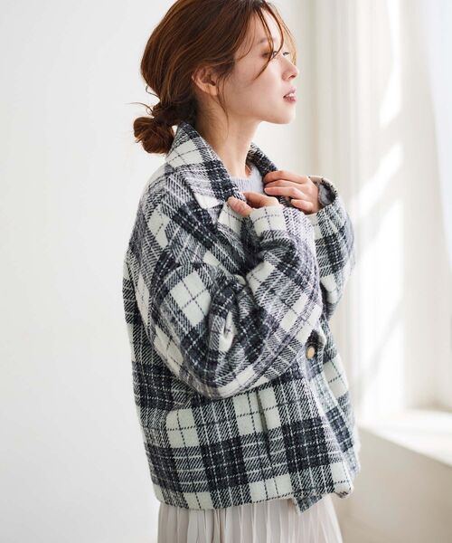 le.coeur blanc（ルクールブラン）の「ループチェックショートPコート（ピーコート・レディース・グレー系その他/ブラウン系その他2・38）」の9枚目の写真