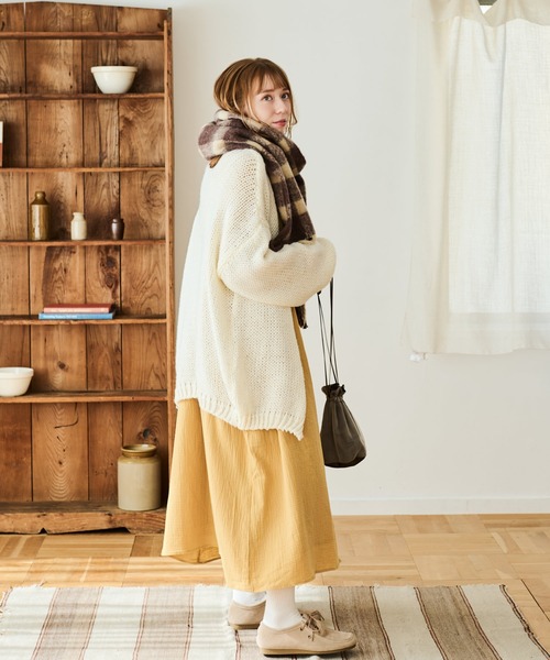 Crisp（クリスプ）の「フリンジチェックマフラー（マフラー・レディース・ネイビー/ブラウン/グレイッシュベージュ・FREE）」の6枚目の写真