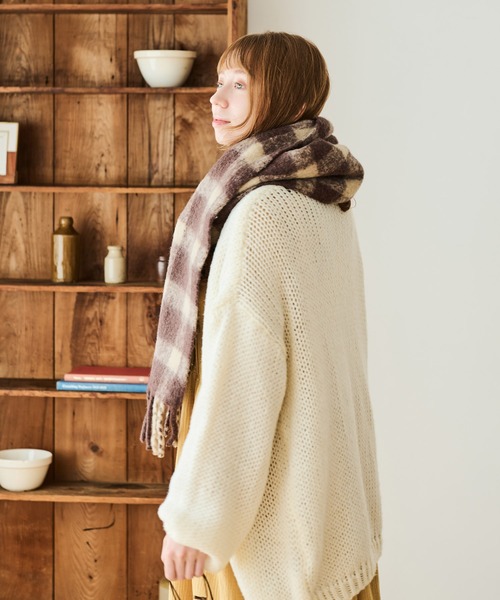 Crisp（クリスプ）の「フリンジチェックマフラー（マフラー・レディース・ネイビー/ブラウン/グレイッシュベージュ・FREE）」の7枚目の写真