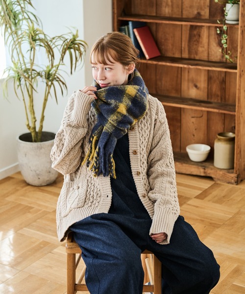 Crisp（クリスプ）の「フリンジチェックマフラー（マフラー・レディース・ネイビー/ブラウン/グレイッシュベージュ・FREE）」の12枚目の写真