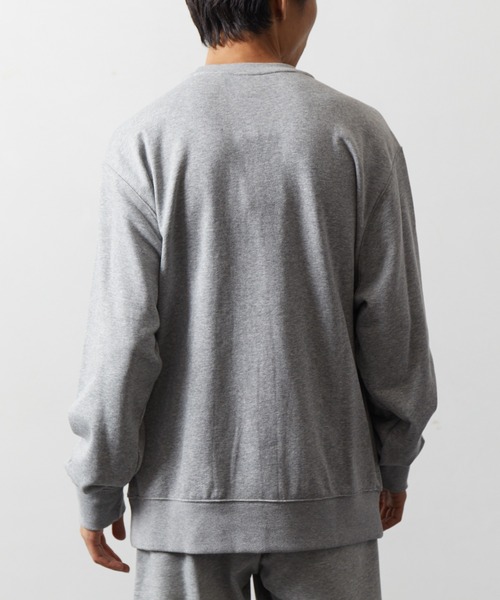 NIKE（ナイキ）の「NIKE/ナイキ 限定展開 ナイキ スポーツウェア クラブ フレンチテリー クルー / BV2667（Tシャツ/カットソー・メンズ・ブラック/グレー・MEDIUM/LARGE/XX-LARGE/X-LARGE）」の5枚目の写真