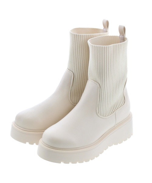 JELLY BEANS(ジェリービーンズ)の「ニットコンビトラックソールショートブーツ(210-40360)JELLY BEANS(ジェリービーンズ)(ブーツ・レディース・ベージュ/ブラック・M/L/S)」の2枚目の写真