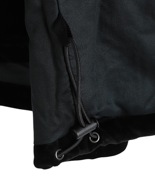 GOLD（ゴールド）の「東洋エンタープライズ GOLD / ゴールド：VELVETEEN SUKA TRACK JACKET：24B-GL15554[MUS]（スカジャン・メンズ・ブラック×ブラック・M）」の9枚目の写真