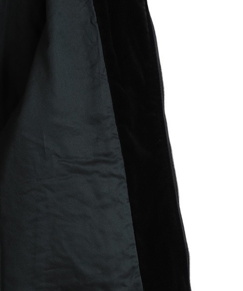 GOLD（ゴールド）の「東洋エンタープライズ GOLD / ゴールド：VELVETEEN SUKA TRACK JACKET：24B-GL15554[MUS]（スカジャン・メンズ・ブラック×ブラック・M）」の10枚目の写真