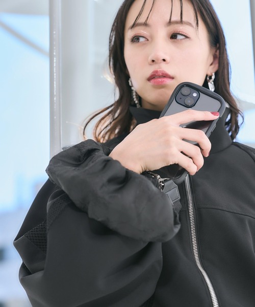 HARE（ハレ）の「2WAYジャガードスマホストラップ(HARE)（スマホグッズ・レディース・グレー/ブラック・FREE）」の5枚目の写真