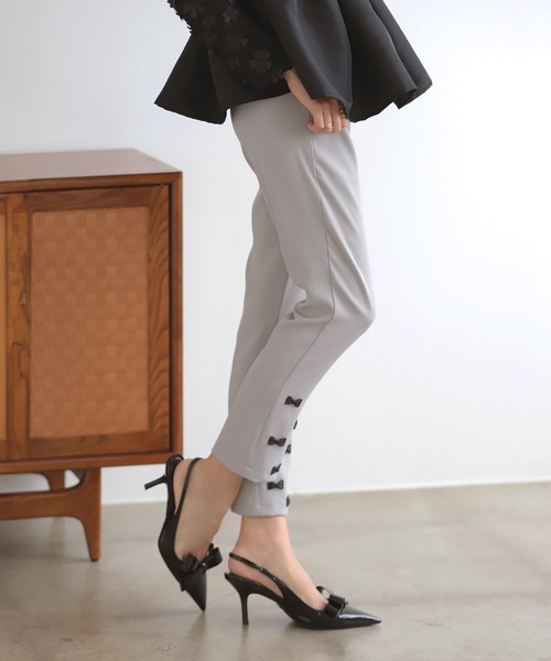 MERAKI（メラキ）の「裾リボンデザインパンツ（その他パンツ・レディース・ブラック/グレー/ブラウン/ネイビー・S/M/L）」の11枚目の写真