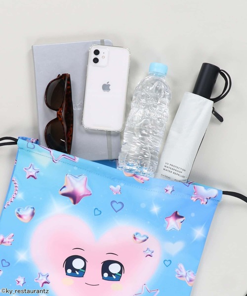 SPINNS(スピンズ)の「『クンヤレストランズ×SPINNS』ナップサック(バックパック/リュック・レディース・ブルー/ブラック・ONESIZE)」の12枚目の写真