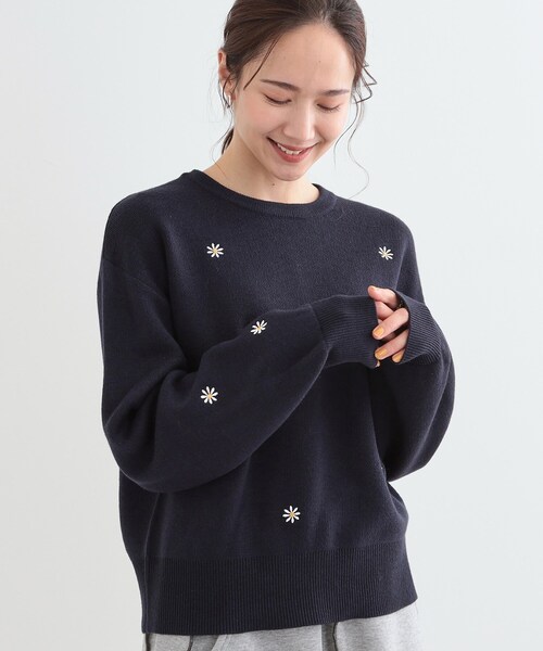 Cutie Blonde（キューティーブロンド）の「【S-LL】刺繍＆ジャカード 柄アソートニット（ニット/セーター・レディース・ホワイト系1/ネイビー系2/ライトグレー系1/サックスブルー系3・04/03/02/01）」の3枚目の写真