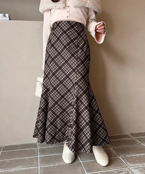 one after another NICE CLAUP(ワンアフターアナザーナイスクラップ)の「ウエストサイズ調整可/ロングマーメイドスカート(スカート・レディース・ブラック/ベージュ/その他1・SMALL/MEDIUM)」の2枚目の写真