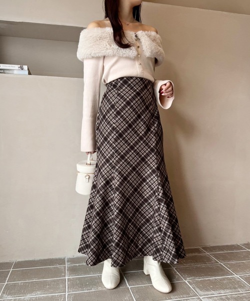 one after another NICE CLAUP(ワンアフターアナザーナイスクラップ)の「ウエストサイズ調整可/ロングマーメイドスカート(スカート・レディース・ブラック/ベージュ/その他1・SMALL/MEDIUM)」の10枚目の写真