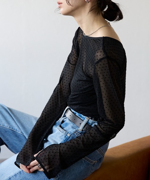 each(イーチ)の「【前後2WAY】フロッキードットパイピングシアーロンT(Tシャツ/カットソー・レディース・アイボリー/ブラック・FREE)」の17枚目の写真