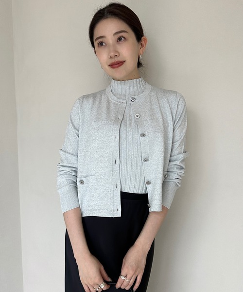 anuans（アニュアンス）の「シルクブレンドベーシックニット