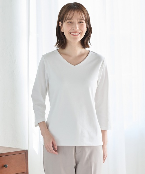 Honeys(ハニーズ)の「7分袖きれいめVネックT(Tシャツ/カットソー・レディース・ホワイト/ライトグレー/ブルー/ブラック・L/LL/M/S)」の16枚目の写真