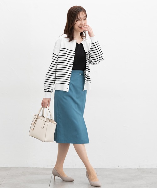 Honeys(ハニーズ)の「7分袖きれいめVネックT(Tシャツ/カットソー・レディース・ホワイト/ライトグレー/ブルー/ブラック・L/LL/M/S)」の17枚目の写真