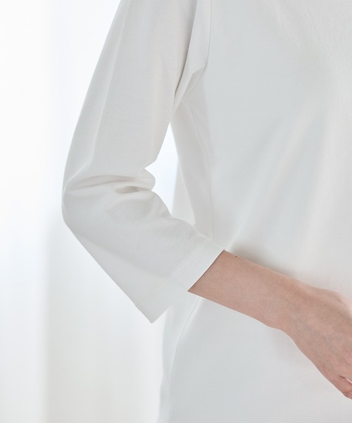 Honeys(ハニーズ)の「7分袖きれいめVネックT(Tシャツ/カットソー・レディース・ホワイト/ライトグレー/ブルー/ブラック・L/LL/M/S)」の9枚目の写真