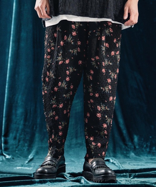 ANGENEHM(アンゲネーム)の「mp13337-Seersucker fabric tapered pants バルーンパンツ(その他パンツ・メンズ・ブラウン系その他/ブラック系その他・S/M/L)」の2枚目の写真