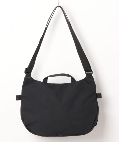 Gramicci（グラミチ）の「《GRAMICCI(グラミチ) 》CORDURA SHOULDER BAG（ショルダーバッグ・メンズ・ブラック/オリーブ・FREE）」の14枚目の写真