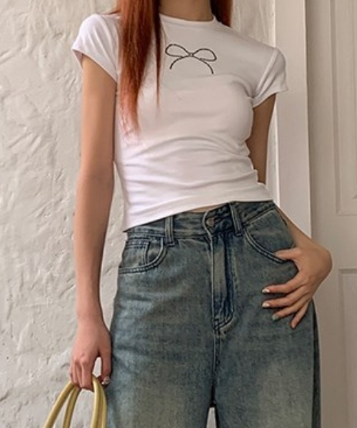 lilful(リルフル)の「ワンポイント ラインストーン リボンモチーフ シンプルコンパクトTシャツ(Tシャツ/カットソー・レディース・ホワイト/ブラック・L/M)」の8枚目の写真