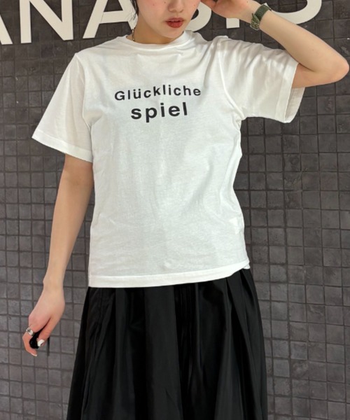 JEANASIS（ジーナシス）の「GermanロゴプリントTEE/450940（Tシャツ/カットソー・レディース・ブラック/ホワイト/イエロー・FREE）」の2枚目の写真