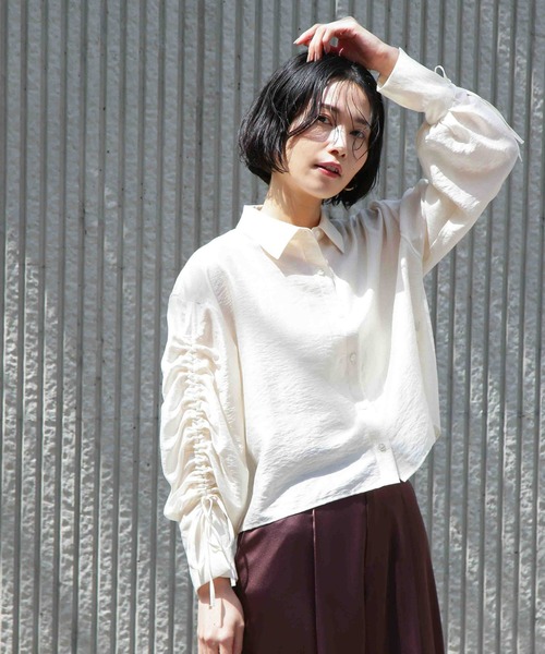 N.（N. Natural Beauty Basic）（エヌエヌナチュラルビューティーベーシック）の「シアードロストスリーブシャツ（シャツ/ブラウス・レディース・コーラルピンク/グリーン系その他/オフホワイト・MEDIUM）」の2枚目の写真