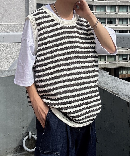 CREARE -LINO-（クレアーレリノ）の「ボーダーニットベスト（ベスト・メンズ・グレー/ホワイト・FREE）」の8枚目の写真