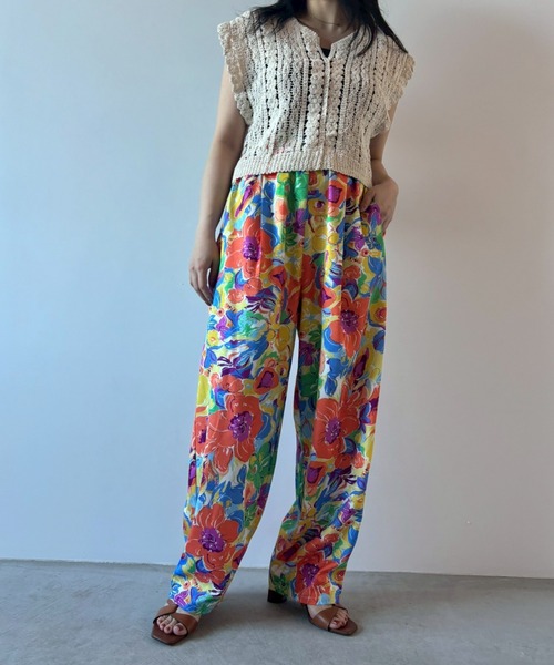 Julia heuer フラワープリント　プリーツ　パンツ Julia heuer フラワープリント プリーツ パンツ