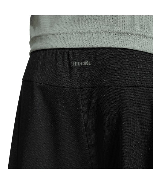 adidas(アディダス)の「アディダス adidas トレイン エッセンシャルズ カモ スリーストライプスショーツ(その他パンツ・メンズ・ブラック×グレー/カーキ・LL/3L/S/M/L)」の4枚目の写真