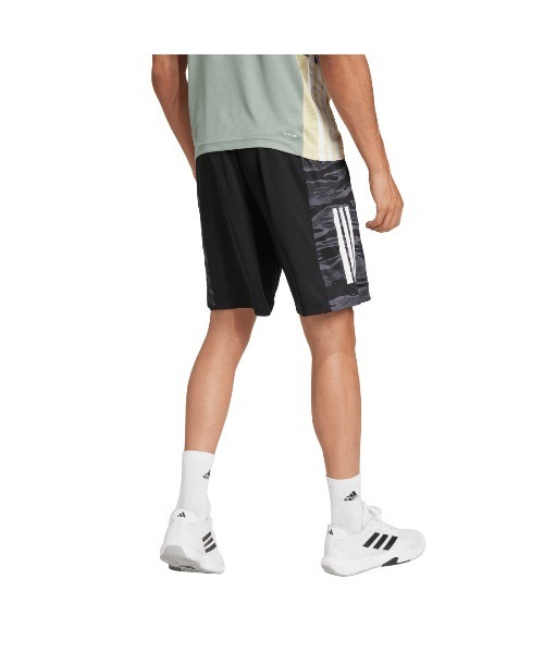 adidas(アディダス)の「アディダス adidas トレイン エッセンシャルズ カモ スリーストライプスショーツ(その他パンツ・メンズ・ブラック×グレー/カーキ・LL/3L/S/M/L)」の5枚目の写真