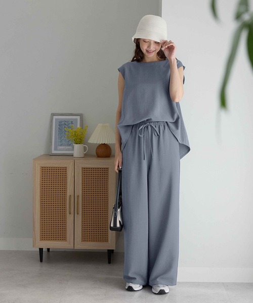 CHAN ME(チャンミ)の「麻調ワイドパンツ(ロング丈)(その他パンツ・レディース・チャコールグレー/ブラック/グレイッシュベージュ/サックスブルー/グリーン/バーガンディー・MEDIUM/LARGE/X-LARGE)」の9枚目の写真