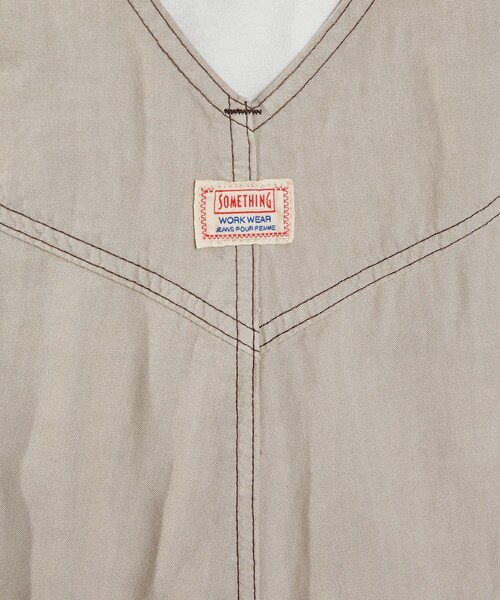 FREAK'S STORE(フリークスストア)の「SOMETHING × FREAK'S STORE/サムシング 別注 Summer Zip Salopette/サマー ジップサロペット/デニムサロペット/リネンサロペット(つなぎ/オールインワン・レディース・ブルー/ワイン/ベージュ・フリ-)」の9枚目の写真