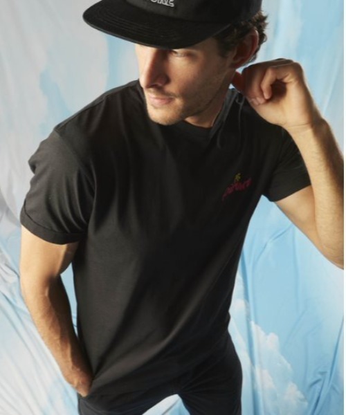 PICTURE ORGANIC CLOTHING(ピクチャーオーガニッククロージング)の「【PICTURE/ピクチャー】MAPOON TEE/半袖ネオンカラーレトロテイストバックプリントTシャツ(Tシャツ/カットソー・メンズ・ホワイト/ブラック・MEDIUM/SMALL)」の6枚目の写真