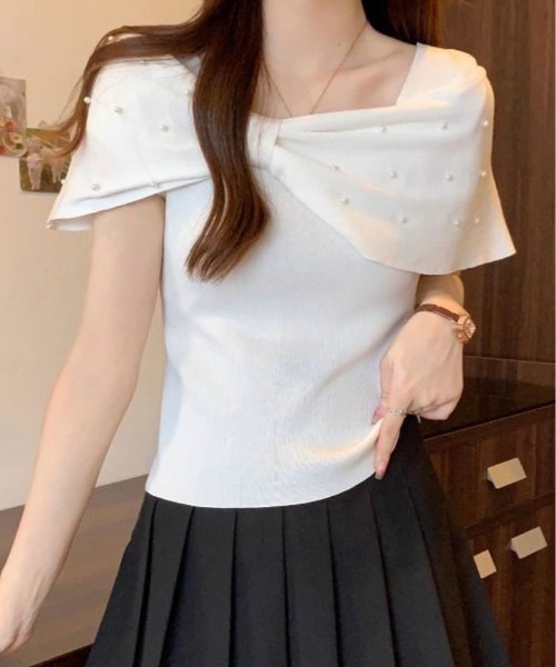 kirakiraShop(キラキラショップ)の「オフショル リボン パール 半袖 ニット(ニット/セーター・レディース・ホワイト/ブラック・FREE)」の9枚目の写真