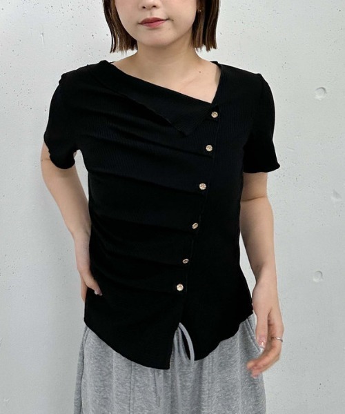 archives(アルシーヴ)の「アシメタックボタンカットTOPS 5S(Tシャツ/カットソー・レディース・モカ/イエロー/ブラック/チャコールグレー・MEDIUM)」の12枚目の写真